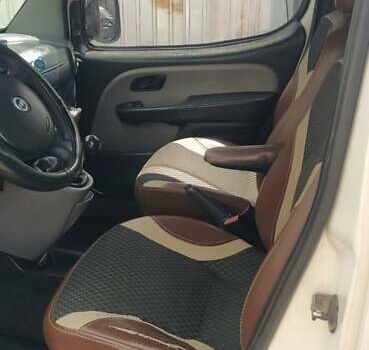 Білий Фіат Добло, об'ємом двигуна 1.9 л та пробігом 317 тис. км за 4400 $, фото 6 на Automoto.ua