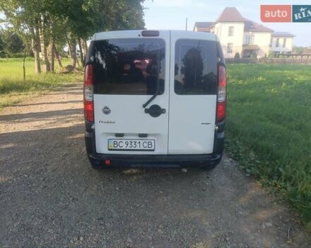 Белый Фиат Добло, объемом двигателя 1.3 л и пробегом 311 тыс. км за 3750 $, фото 4 на Automoto.ua