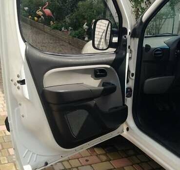 Білий Фіат Добло, об'ємом двигуна 1.9 л та пробігом 317 тис. км за 4400 $, фото 5 на Automoto.ua