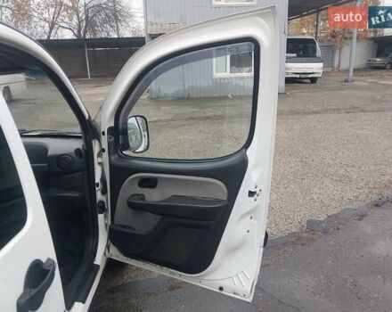 Белый Фиат Добло, объемом двигателя 1.9 л и пробегом 216 тыс. км за 4900 $, фото 19 на Automoto.ua