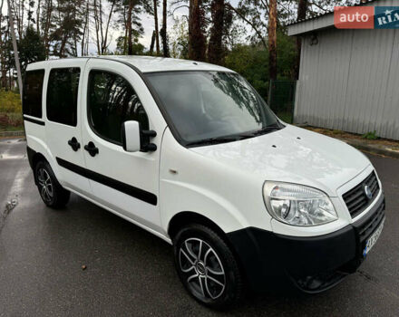 Білий Фіат Добло, об'ємом двигуна 1.3 л та пробігом 317 тис. км за 4650 $, фото 27 на Automoto.ua