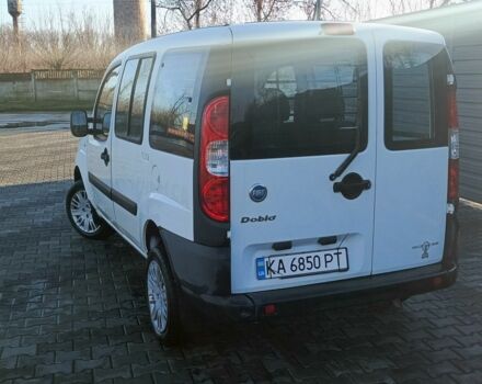 Белый Фиат Добло, объемом двигателя 1.4 л и пробегом 170 тыс. км за 3900 $, фото 2 на Automoto.ua
