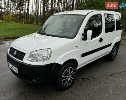 Білий Фіат Добло, об'ємом двигуна 1.3 л та пробігом 317 тис. км за 4650 $, фото 29 на Automoto.ua