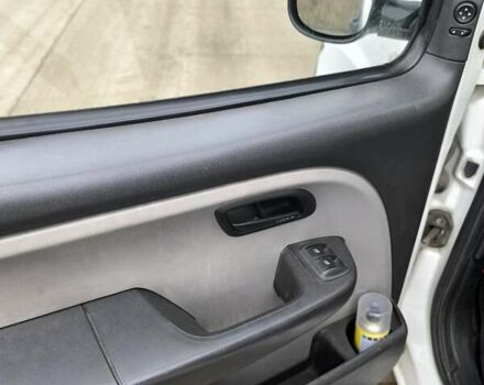 Белый Фиат Добло, объемом двигателя 1.2 л и пробегом 260 тыс. км за 4200 $, фото 13 на Automoto.ua