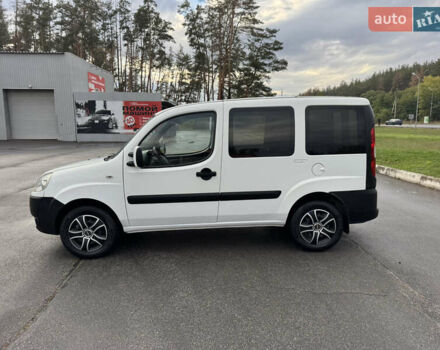 Білий Фіат Добло, об'ємом двигуна 1.3 л та пробігом 317 тис. км за 4650 $, фото 3 на Automoto.ua