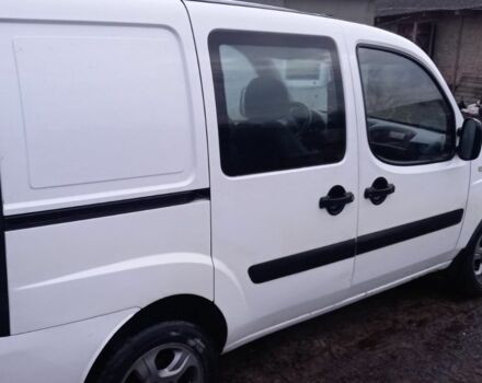 Белый Фиат Добло, объемом двигателя 1.6 л и пробегом 300 тыс. км за 3700 $, фото 10 на Automoto.ua