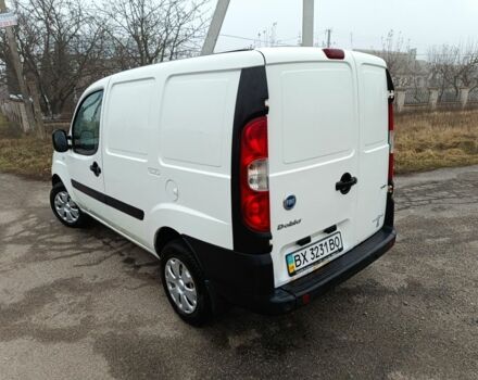 Белый Фиат Добло, объемом двигателя 1.2 л и пробегом 270 тыс. км за 3150 $, фото 3 на Automoto.ua
