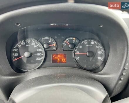 Белый Фиат Добло, объемом двигателя 1.2 л и пробегом 270 тыс. км за 3900 $, фото 13 на Automoto.ua