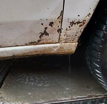 Белый Фиат Добло, объемом двигателя 1.2 л и пробегом 500 тыс. км за 2950 $, фото 5 на Automoto.ua