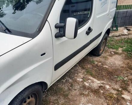 Белый Фиат Добло, объемом двигателя 0 л и пробегом 280 тыс. км за 2550 $, фото 11 на Automoto.ua