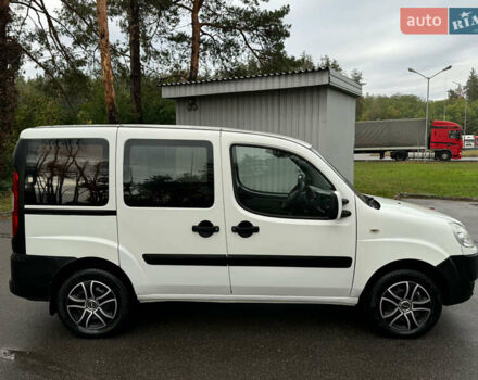 Білий Фіат Добло, об'ємом двигуна 1.3 л та пробігом 317 тис. км за 4650 $, фото 28 на Automoto.ua