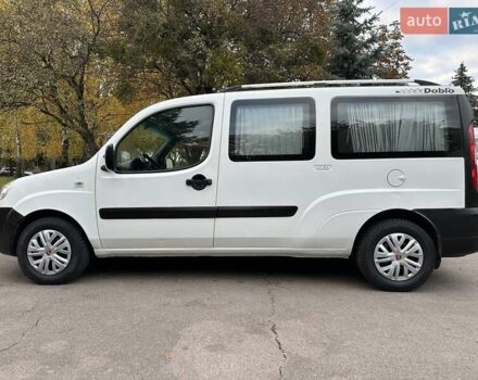 Белый Фиат Добло, объемом двигателя 1.9 л и пробегом 189 тыс. км за 5990 $, фото 10 на Automoto.ua