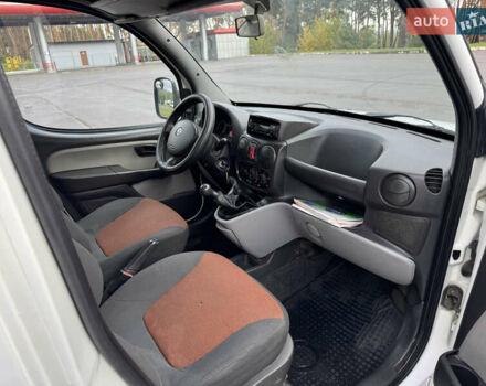 Білий Фіат Добло, об'ємом двигуна 1.3 л та пробігом 317 тис. км за 4650 $, фото 17 на Automoto.ua