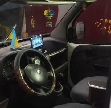 Белый Фиат Добло, объемом двигателя 1.3 л и пробегом 246 тыс. км за 4500 $, фото 19 на Automoto.ua