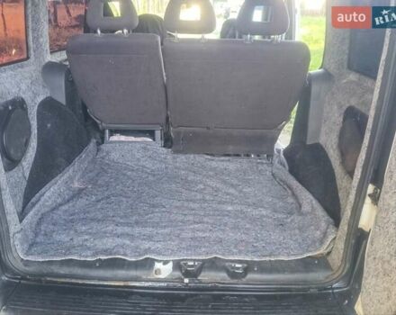 Белый Фиат Добло, объемом двигателя 1.3 л и пробегом 311 тыс. км за 3750 $, фото 7 на Automoto.ua