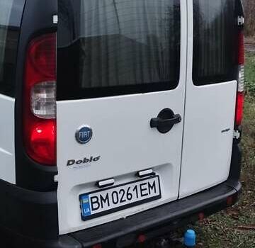 Белый Фиат Добло, объемом двигателя 1.3 л и пробегом 246 тыс. км за 4500 $, фото 8 на Automoto.ua