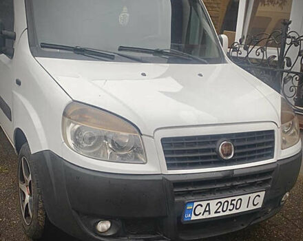 Белый Фиат Добло, объемом двигателя 1.25 л и пробегом 325 тыс. км за 5500 $, фото 2 на Automoto.ua