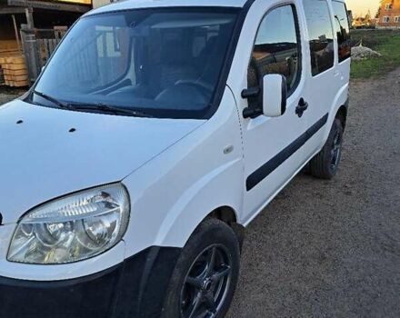 Белый Фиат Добло, объемом двигателя 1.37 л и пробегом 360 тыс. км за 5750 $, фото 2 на Automoto.ua