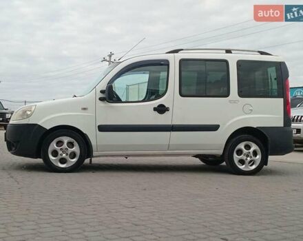 Білий Фіат Добло, об'ємом двигуна 1.4 л та пробігом 270 тис. км за 4790 $, фото 3 на Automoto.ua