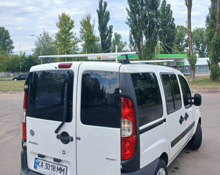 Белый Фиат Добло, объемом двигателя 1.3 л и пробегом 276 тыс. км за 4999 $, фото 3 на Automoto.ua
