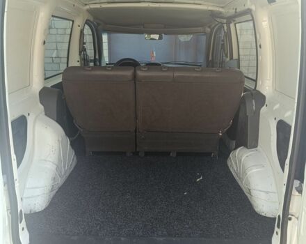 Белый Фиат Добло, объемом двигателя 1.9 л и пробегом 248 тыс. км за 5200 $, фото 7 на Automoto.ua