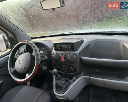 Белый Фиат Добло, объемом двигателя 1.25 л и пробегом 325 тыс. км за 3450 $, фото 7 на Automoto.ua