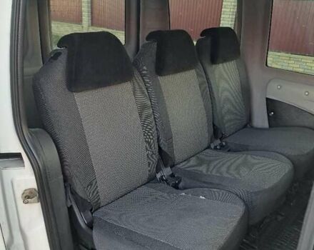 Белый Фиат Добло, объемом двигателя 1.37 л и пробегом 360 тыс. км за 5750 $, фото 9 на Automoto.ua