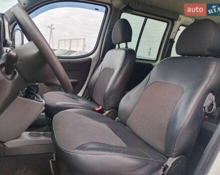 Білий Фіат Добло, об'ємом двигуна 1.4 л та пробігом 270 тис. км за 4790 $, фото 12 на Automoto.ua