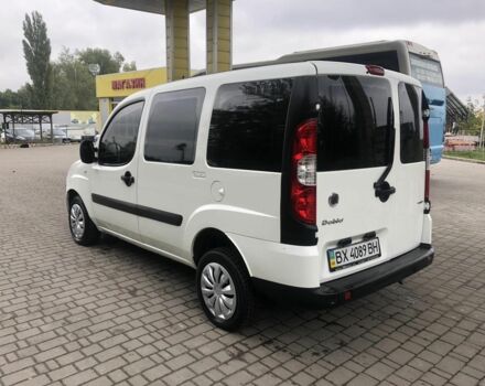 Белый Фиат Добло, объемом двигателя 1.3 л и пробегом 230 тыс. км за 4400 $, фото 1 на Automoto.ua