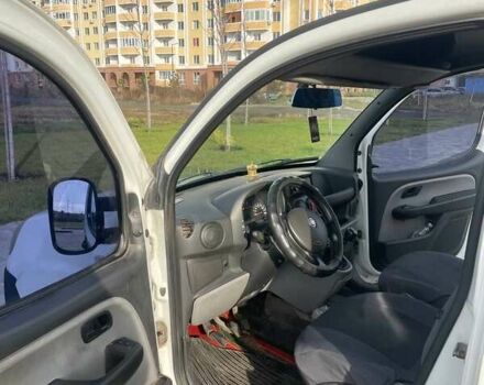 Белый Фиат Добло, объемом двигателя 1.6 л и пробегом 313 тыс. км за 4200 $, фото 5 на Automoto.ua