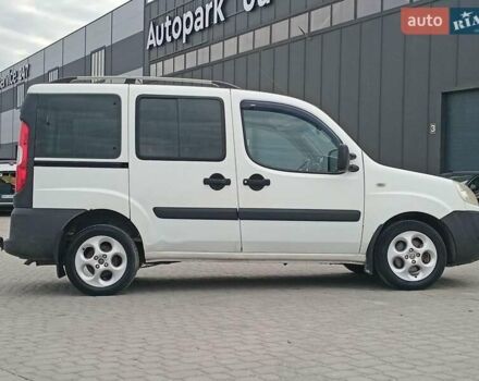 Білий Фіат Добло, об'ємом двигуна 1.4 л та пробігом 270 тис. км за 4790 $, фото 7 на Automoto.ua