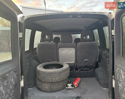 Белый Фиат Добло, объемом двигателя 1.25 л и пробегом 325 тыс. км за 3350 $, фото 17 на Automoto.ua