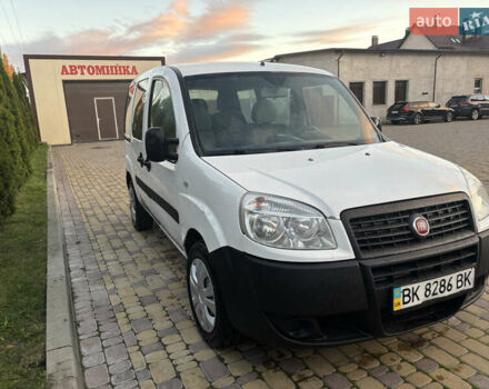 Белый Фиат Добло, объемом двигателя 1.25 л и пробегом 325 тыс. км за 3350 $, фото 7 на Automoto.ua