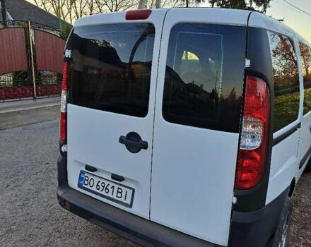 Белый Фиат Добло, объемом двигателя 1.37 л и пробегом 360 тыс. км за 5750 $, фото 4 на Automoto.ua