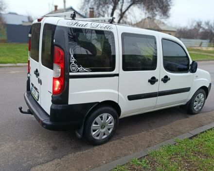 Белый Фиат Добло, объемом двигателя 1.9 л и пробегом 227 тыс. км за 4500 $, фото 5 на Automoto.ua