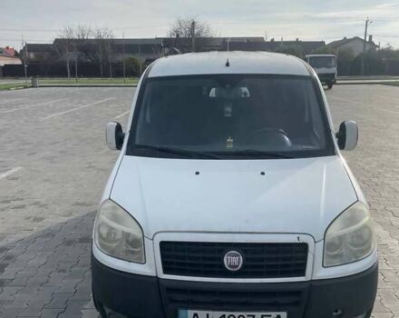 Белый Фиат Добло, объемом двигателя 1.6 л и пробегом 313 тыс. км за 4200 $, фото 3 на Automoto.ua