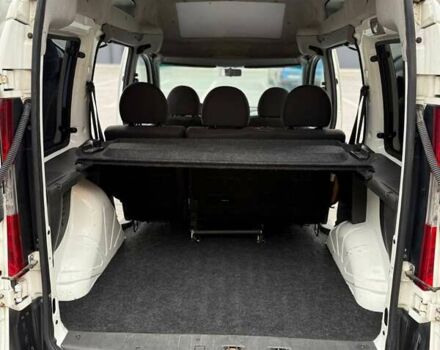 Белый Фиат Добло, объемом двигателя 1.3 л и пробегом 283 тыс. км за 5200 $, фото 13 на Automoto.ua