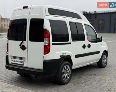 Белый Фиат Добло, объемом двигателя 1.3 л и пробегом 283 тыс. км за 5200 $, фото 6 на Automoto.ua
