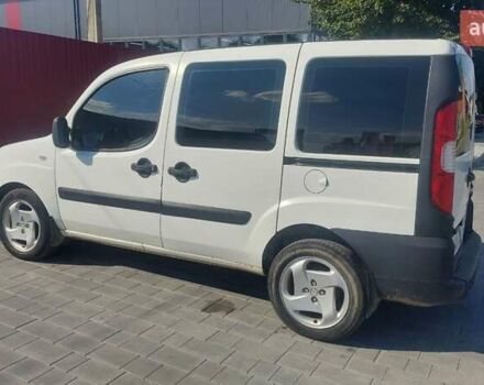 Белый Фиат Добло, объемом двигателя 1.9 л и пробегом 323 тыс. км за 5100 $, фото 6 на Automoto.ua