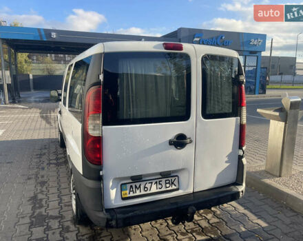 Белый Фиат Добло, объемом двигателя 1.3 л и пробегом 336 тыс. км за 5500 $, фото 5 на Automoto.ua