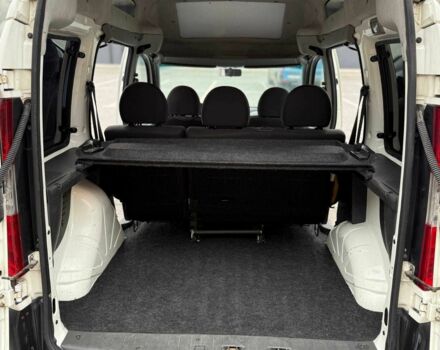 Белый Фиат Добло, объемом двигателя 1.3 л и пробегом 283 тыс. км за 5200 $, фото 13 на Automoto.ua