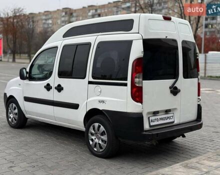 Белый Фиат Добло, объемом двигателя 1.3 л и пробегом 283 тыс. км за 5200 $, фото 4 на Automoto.ua