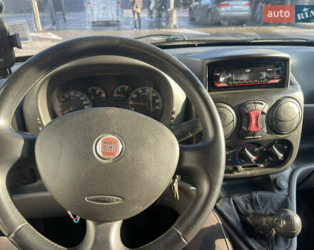 Белый Фиат Добло, объемом двигателя 1.3 л и пробегом 336 тыс. км за 5500 $, фото 13 на Automoto.ua