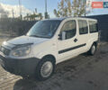 Белый Фиат Добло, объемом двигателя 1.3 л и пробегом 336 тыс. км за 5500 $, фото 3 на Automoto.ua