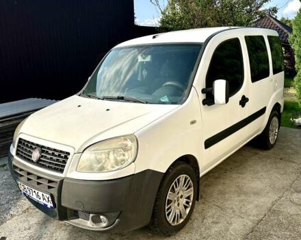 Белый Фиат Добло, объемом двигателя 0 л и пробегом 187 тыс. км за 6000 $, фото 1 на Automoto.ua