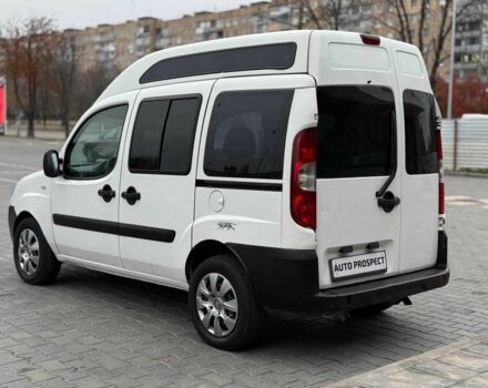Белый Фиат Добло, объемом двигателя 1.3 л и пробегом 283 тыс. км за 5200 $, фото 4 на Automoto.ua