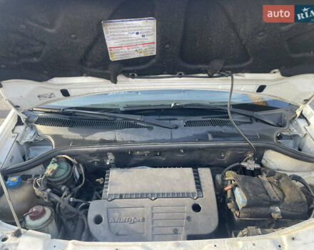 Белый Фиат Добло, объемом двигателя 1.3 л и пробегом 336 тыс. км за 5500 $, фото 14 на Automoto.ua