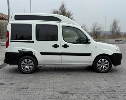 Белый Фиат Добло, объемом двигателя 1.3 л и пробегом 283 тыс. км за 5200 $, фото 7 на Automoto.ua