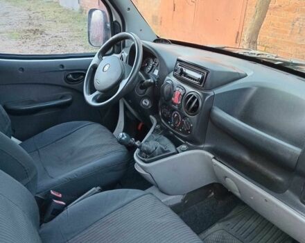 Білий Фіат Добло, об'ємом двигуна 1.4 л та пробігом 177 тис. км за 4639 $, фото 5 на Automoto.ua