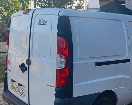 Белый Фиат Добло, объемом двигателя 1.9 л и пробегом 237 тыс. км за 4700 $, фото 2 на Automoto.ua